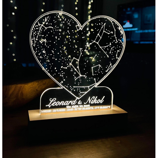 Gravírovaná LED hvězdná mapa srdce